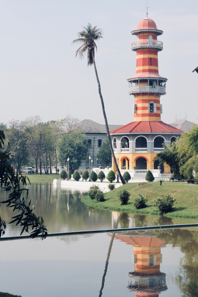 維圖塔薩納塔 Withunthatsana Tower